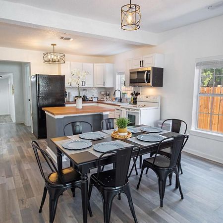 Charming 4Br2Ba Only 5 Mins Downtown Riverwalk San Antonio Exterior foto